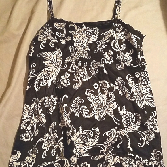 WHBM Floral Sleeveless Top - Picture 4 of 4
